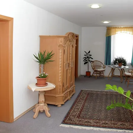 Buchner - Garni Bed & Breakfast *